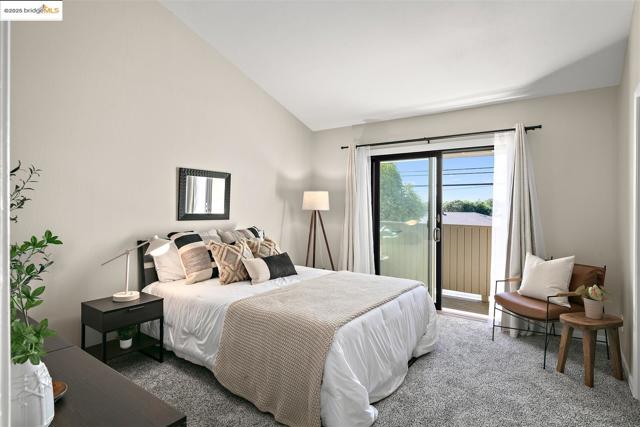 1130 Richmond ST, El Cerrito CA: https://media.crmls.org/mediaz/2ddda54e-2e23-4acf-bba4-f9f6fb61bfd5.jpg