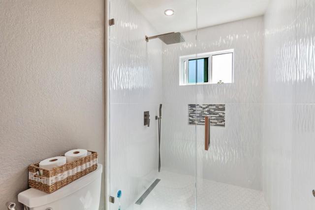 1206 Sycamore Court, Gilroy CA: https://media.crmls.org/mediaz/2dde8007-9d22-4e1b-bcf0-8ce43c09f1f9.jpg