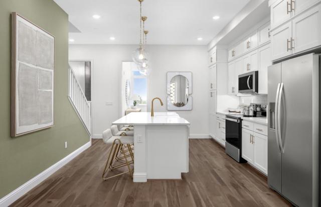 2419 Willow Drive, San Mateo CA: https://media.crmls.org/mediaz/2ddefa69-ccd4-4fb8-910d-15ffca333ead.jpg