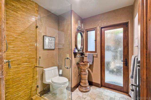 Image 54 of 75 For 4351 Monaco St