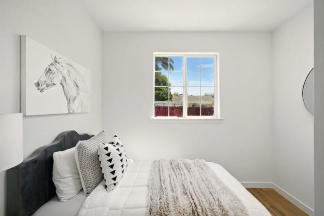 27239 Dunbar Place, Hayward CA: https://media.crmls.org/mediaz/2de02dd5-360d-454c-81c6-d7c4c2811410.jpg
