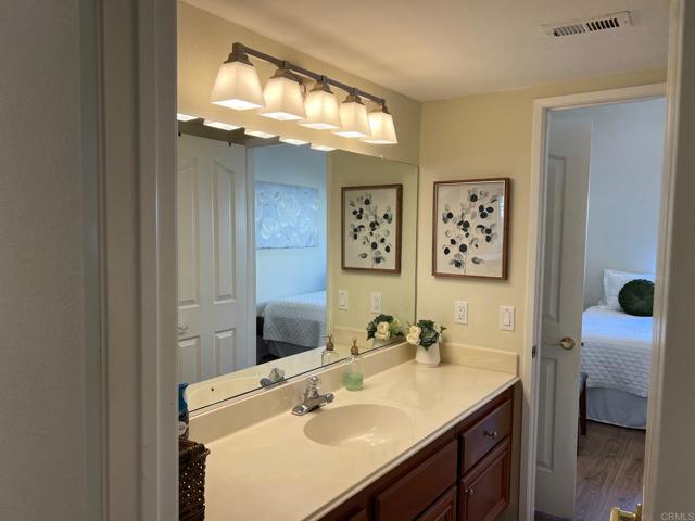 Detail Gallery Image 12 of 36 For 47845 via Jardin, La Quinta,  CA 92253 - 3 Beds | 2 Baths