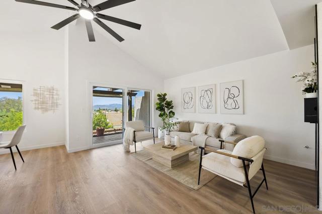 17676 Corte Sobrado, San Diego CA: https://media.crmls.org/mediaz/2de086c6-a440-44a5-98d9-479834c27cba.jpg