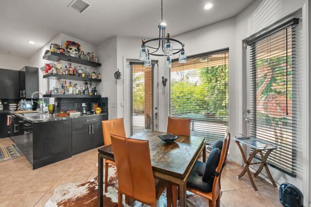 7 Chopin Court, Rancho Mirage CA: https://media.crmls.org/mediaz/2de0eef3-60c8-4081-a7ac-906953a293da.jpg