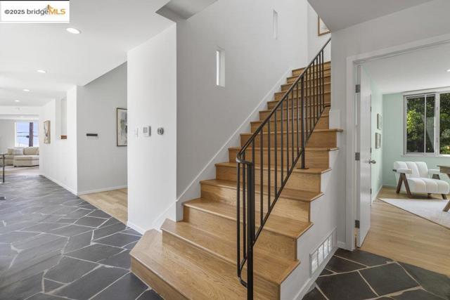 8715 Don Carol Drive, El Cerrito CA: https://media.crmls.org/mediaz/2de25277-b785-4e2f-8e5e-ca8ca43e95b5.jpg