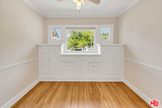 3845 COLLEGE Avenue photo 8