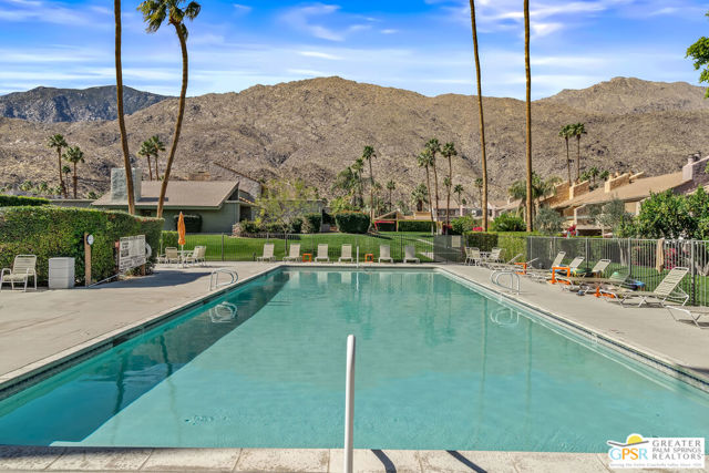 2029 S Ramitas Way, Palm Springs CA: https://media.crmls.org/mediaz/2de2a0ed-7c7a-409c-aea2-b96d95f57368.jpg