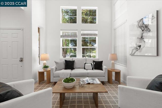 230 Triana Way, San Ramon CA: https://media.crmls.org/mediaz/2de307ae-8124-4153-af64-d2f838bacc62.jpg