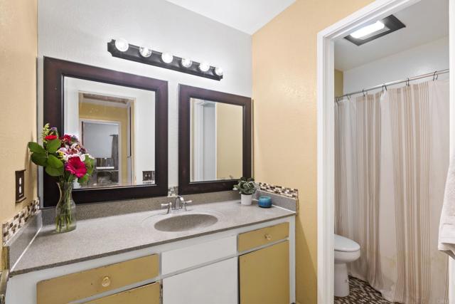 Detail Gallery Image 18 of 32 For 1768 Regency Way #D,  Chula Vista,  CA 91911 - 4 Beds | 2 Baths