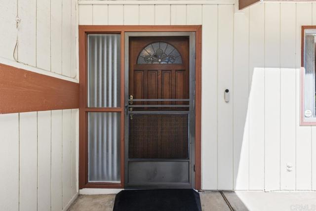 Detail Gallery Image 7 of 59 For 28444 Fallen Tree Ln, Escondido,  CA 92026 - 3 Beds | 2/1 Baths