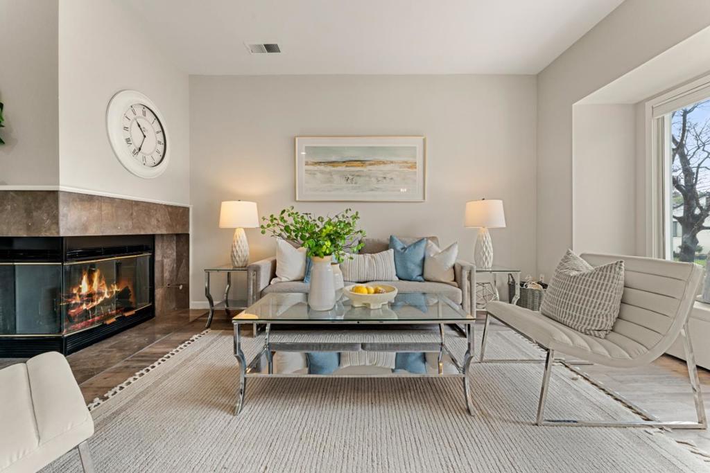 25 Mcaker Court #111