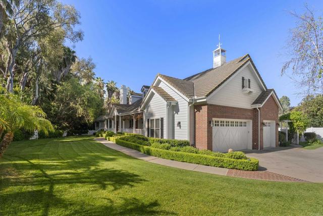 16631 Valle Verde Rd, Poway CA: https://media.crmls.org/mediaz/2de6cb8a-303a-4acf-bcce-dd5ff3d8a588.jpg