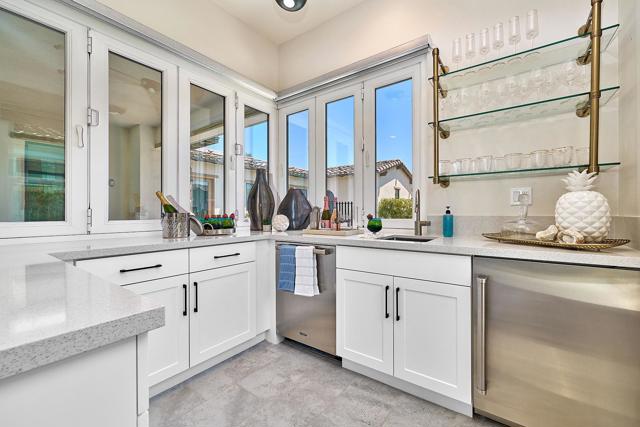 75208 Citadel Place, Indian Wells CA: https://media.crmls.org/mediaz/2de73053-0755-42ae-970b-bc55c314e9f1.jpg