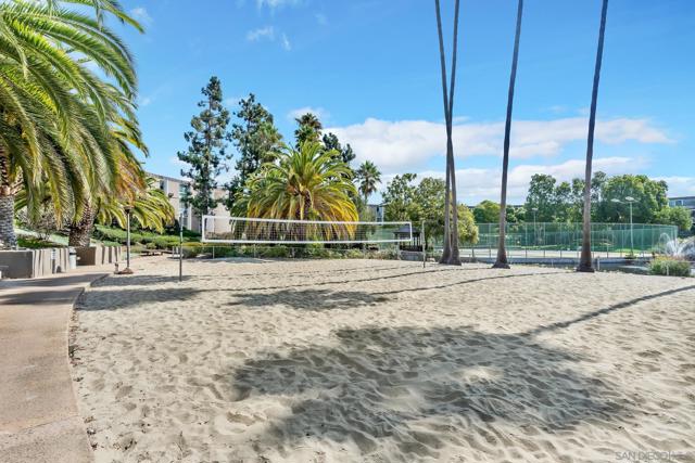 3050 Rue D'Orleans, San Diego CA: https://media.crmls.org/mediaz/2de7c3cb-4e77-4ff5-b0e0-3e6eff816c96.jpg