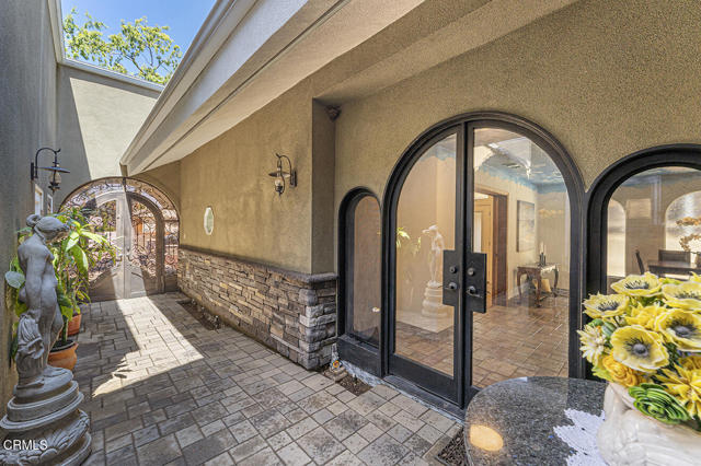 1100 Leonard Avenue, Pasadena CA: https://media.crmls.org/mediaz/2de88d7f-c341-4063-b85f-df578ef7abfc.jpg