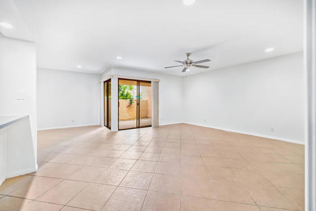 1602 S Andee Drive, Palm Springs CA: https://media.crmls.org/mediaz/2dea8138-c1e3-4e88-9b1f-9588f6ac0423.jpg