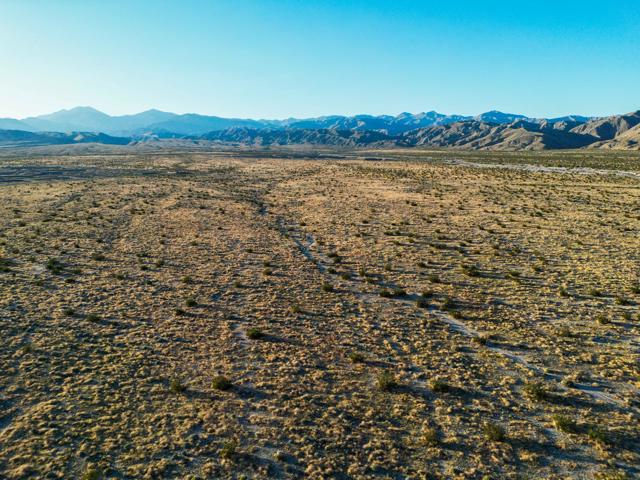 0 Lot 24 Western Ave, Desert Hot Springs CA: https://media.crmls.org/mediaz/2deb1d4a-cc36-4373-8ab3-c9cf167a3df7.jpg