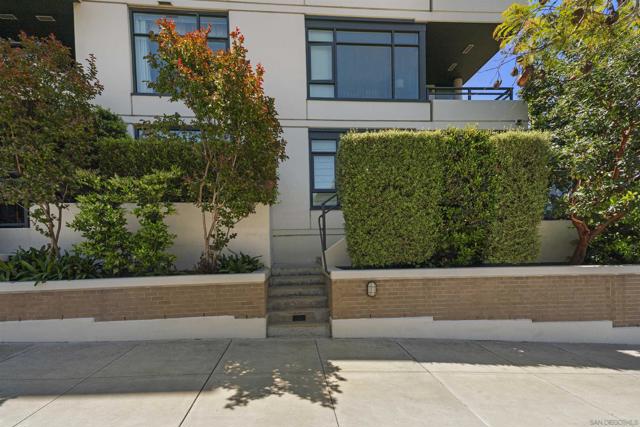 475 Redwood, San Diego CA: https://media.crmls.org/mediaz/2deb4975-c4f6-48ea-ab6a-7280606b3c25.jpg