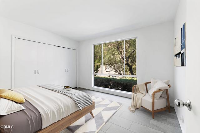 2657 Zorada Drive, Los Angeles CA: https://media.crmls.org/mediaz/2debb673-470e-401d-9171-f337e9bc37f4.jpg