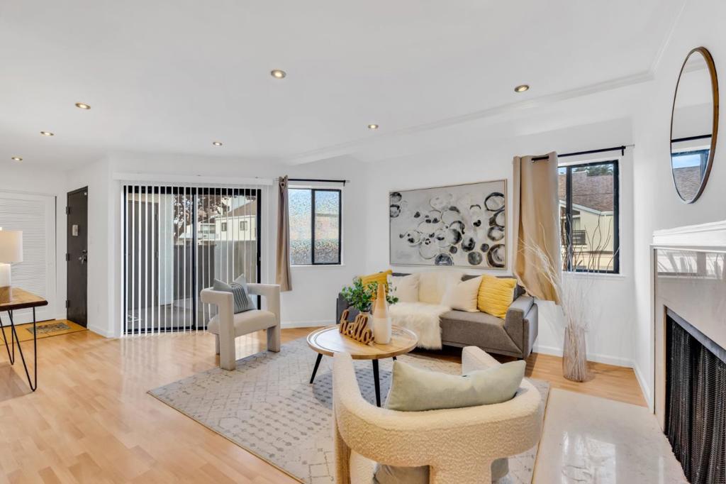 1 Appian Way #704-6