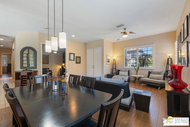 40870 Avenida Rosario, Palm Desert CA: https://media.crmls.org/mediaz/2dec51b7-b741-457b-a23f-5b648479d7ce.jpg