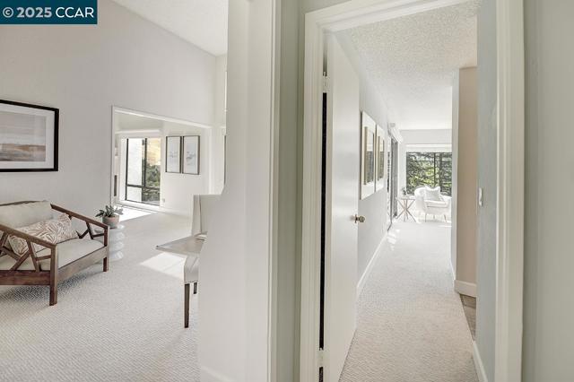 3288 Terra Granada Dr, Walnut Creek CA: https://media.crmls.org/mediaz/2dec55c7-0b5c-4846-9018-b4d08149626a.jpg