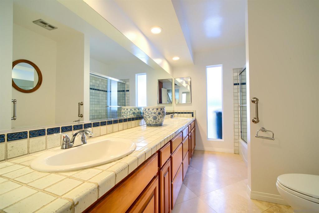 2Ded323A C167 4598 9688 8890E0F4296D 624 Nardito Ln, Solana Beach, Ca 92075 &Lt;Span Style='BackgroundColor:transparent;Padding:0Px;'&Gt; &Lt;Small&Gt; &Lt;I&Gt; &Lt;/I&Gt; &Lt;/Small&Gt;&Lt;/Span&Gt;