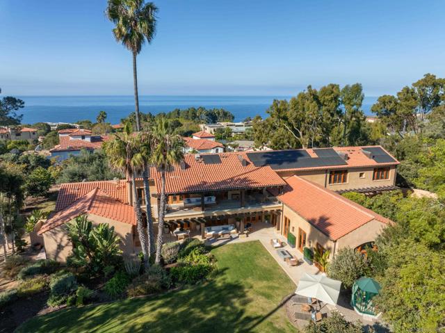 2665 Idle Hour Lane, La Jolla CA: https://media.crmls.org/mediaz/2ded680d-afd3-4864-b88c-8df16f675873.jpg