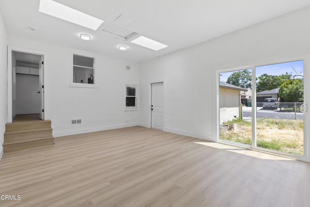 Detail Gallery Image 14 of 30 For 2121 Scribner St, Stockton,  CA 95206 - 3 Beds | 1 Baths