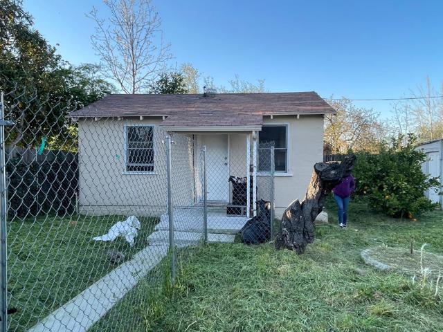 417 Eleanor Avenue, Sacramento CA: https://media.crmls.org/mediaz/2deebd18-2320-4795-b30e-338fe48515a3.jpg