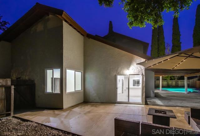 4512 Terraza Ct, San Diego CA: https://media.crmls.org/mediaz/2def58b5-f710-4650-a0e1-d657c9359c0e.jpg