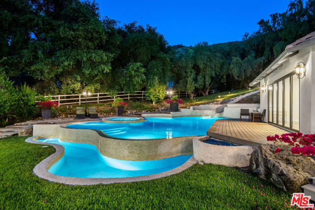 204 Bell Canyon Road, Bell Canyon CA: https://media.crmls.org/mediaz/2df0619d-0c87-4775-9ed2-5b4fa4143e67.jpg