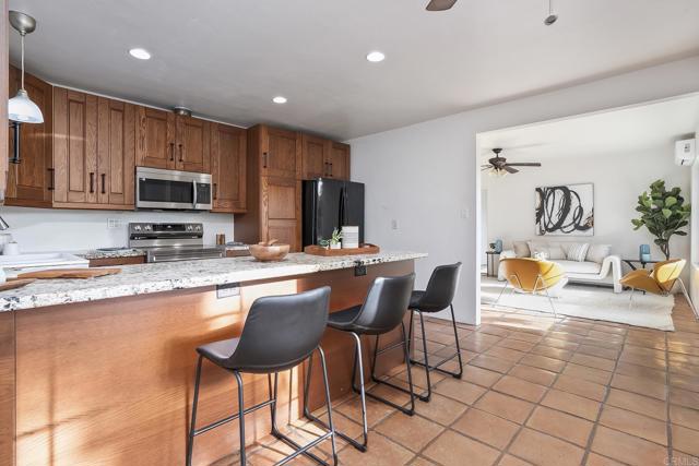 Detail Gallery Image 4 of 34 For 14072 Jamul Dr, Jamul,  CA 91935 - 3 Beds | 2 Baths