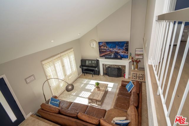 879 Shadowgrove Street, Brea CA: https://media.crmls.org/mediaz/2df2da60-d4d7-4463-b7f4-78990555306e.jpg