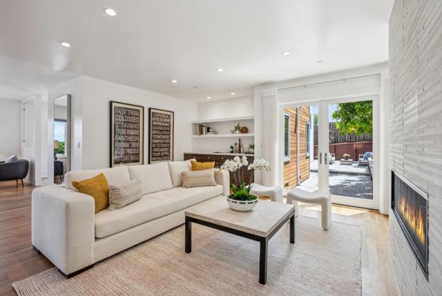 1 Millbrae Circle, Millbrae CA: https://media.crmls.org/mediaz/2df38c98-9f6c-40db-b345-f2e52f49eb81.jpg