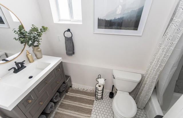 53840 Marian View Drive, Idyllwild CA: https://media.crmls.org/mediaz/2df3ae82-940e-4a0d-99fd-8601e2b54d66.jpg