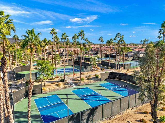 78347 Scarlet Court, La Quinta CA: https://media.crmls.org/mediaz/2df52f6c-51dc-43c1-a7f8-30a6ccfb536c.jpg