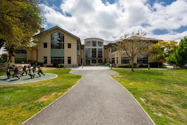323 N Cypress Avenue, Santa Clara CA: https://media.crmls.org/mediaz/2df605aa-88b4-4644-bb65-a6e67f5359ac.jpg