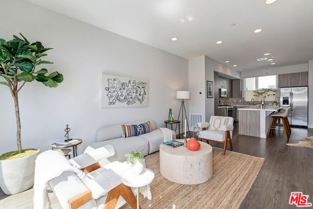 2753 Waverly Drive, Los Angeles CA: https://media.crmls.org/mediaz/2df67925-5d40-4cc8-8588-947546f2a3c3.jpg