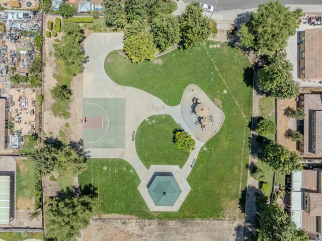 2127 Roanoke Street, San Jacinto CA: https://media.crmls.org/mediaz/2df6f24f-6d75-404a-a851-9db18b795be5.jpg