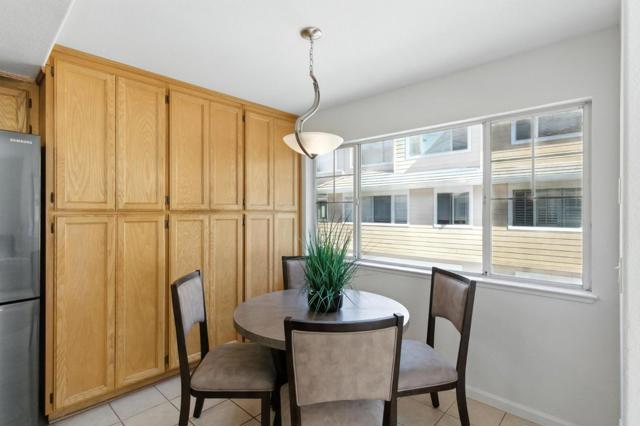 553 Mill River Lane, San Jose CA: https://media.crmls.org/mediaz/2df78ead-e1f1-4360-925b-934c4ba51f09.jpg