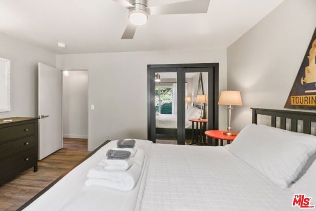 12784 Via Cortina, Del Mar CA: https://media.crmls.org/mediaz/2df8adc6-329b-4a43-8acb-c6346c9829cc.jpg