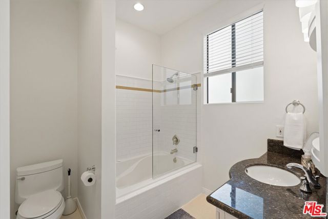 2 Bed Home for Sale in Los Angeles, California