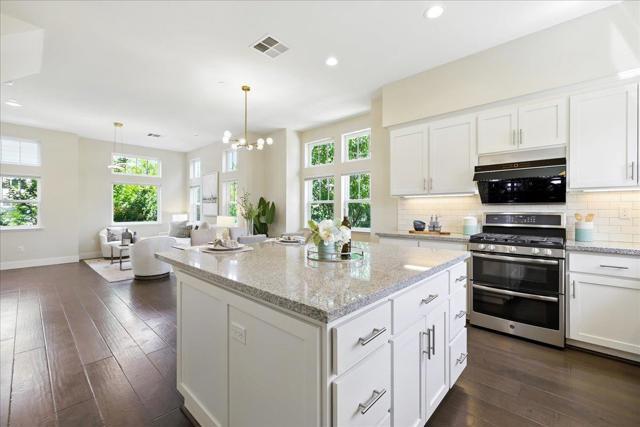 1905 Stella Street, Mountain View CA: https://media.crmls.org/mediaz/2dfa7048-617d-4ac8-8924-4da8fb78833f.jpg