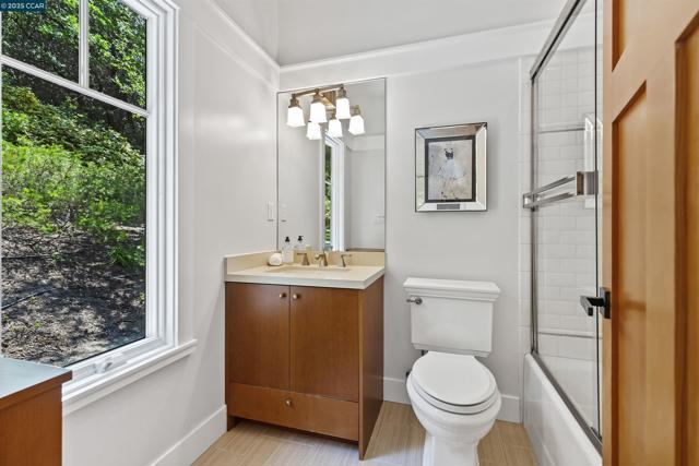 1754 Reliez Valley Rd, Lafayette CA: https://media.crmls.org/mediaz/2dfb3c21-f82a-47ae-9a11-d27e8497d7b1.jpg
