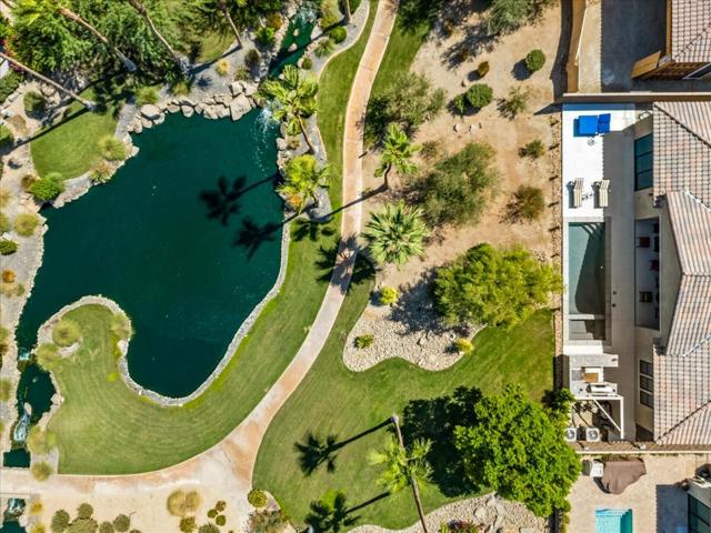 57870 Stone Creek W Trail, La Quinta CA: https://media.crmls.org/mediaz/2dfccf41-459d-4ed6-812d-6991ce7c5101.jpg