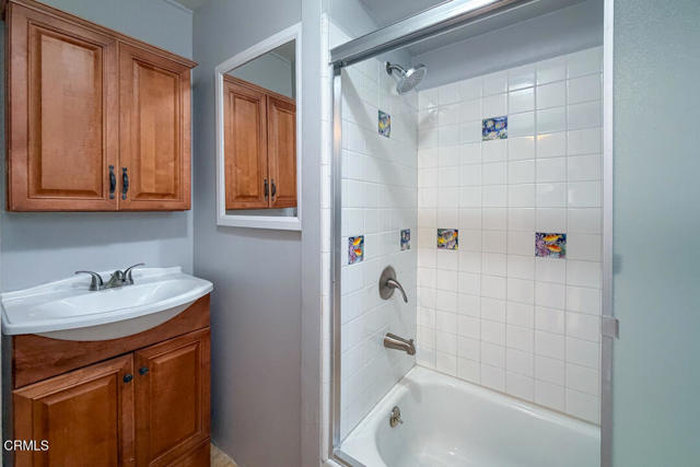 Detail Gallery Image 18 of 23 For 288 Cahuenga Dr, Oxnard,  CA 93035 - 2 Beds | 2 Baths