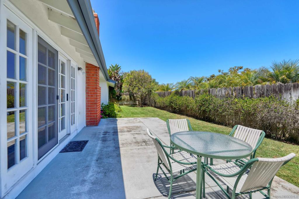3152 Governor Drive - photo 11