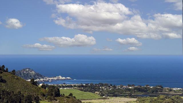 42 Tehama (Lot 23), Carmel CA: https://media.crmls.org/mediaz/2e01817b-fc7c-498a-b9c6-3b7ff78a727c.jpg