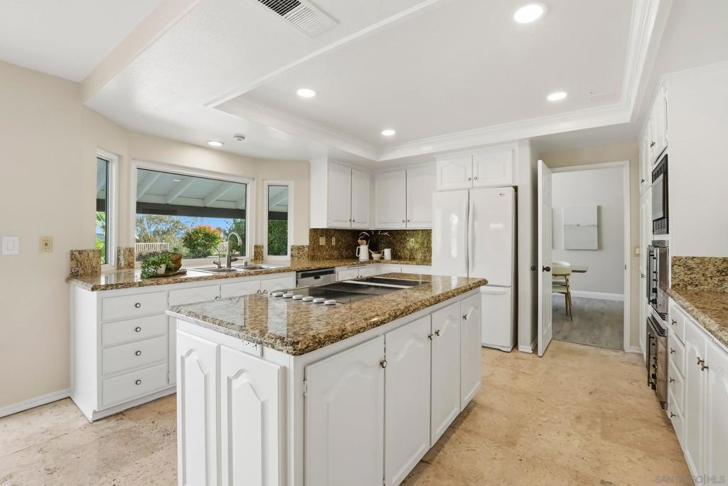 12597 Fairbrook Rd. - photo 10